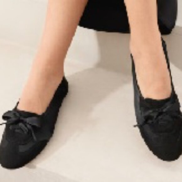 Vivaia Round-Toe Satin Sneakerina (Yanka) - Size 5.5 - NWT - Picture 3 of 7